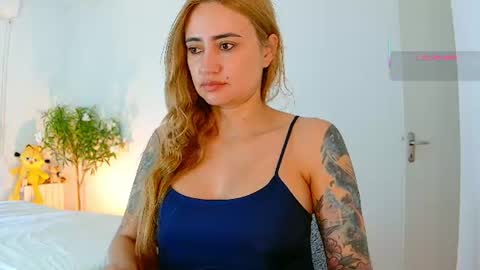 Hi Im Penelope  better vibrations  1111 online show from July 2026 11:45:02 AM