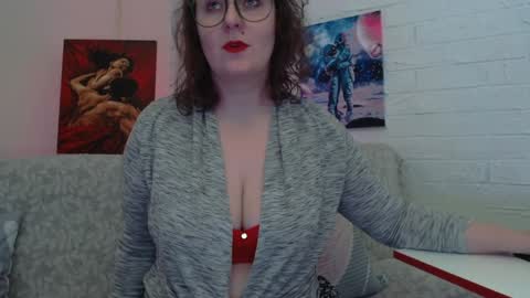 Snapshot of pepper_corn chatting on December 2024 09:24:01 AM Olga and Kirill online show from December 2024 09:24:01 AM