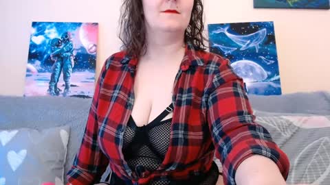 Snapshot of pepper_corn chatting on December 2024 07:24:02 AM Olga and Kirill online show from December 2024 07:24:02 AM
