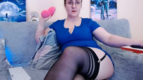 Snapshot of pepper_corn chatting on February 2025 02:57:02 PM Olga and Kirill online show from February 2025 02:57:02 PM