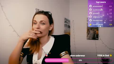 Snapshot of peppymia chatting on July 2026 07:06:02 AM Mia online show from July 2026 07:06:02 AM