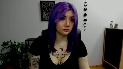 Gabbie online show from December 2024 08:08:02 AM