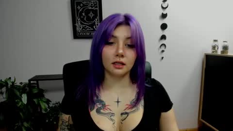 Gabbie online show from December 2024 06:25:01 PM