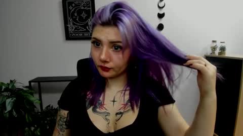 Gabbie online show from January 2025 06:23:02 PM