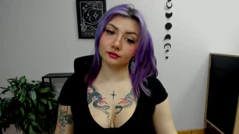 Gabbie online show from January 2025 11:23:02 AM