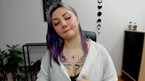 Gabbie online show from January 2025 06:10:02 PM