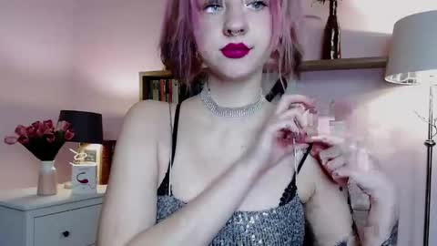 Madeline online show from December 2024 03:35:01 PM