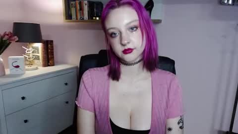 Madeline online show from January 2025 06:57:02 PM