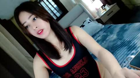 Snapshot of perfect_suckerqueen69 chatting on May 2026 08:11:01 AM Sweet Gwen online show from May 2026 08:11:01 AM