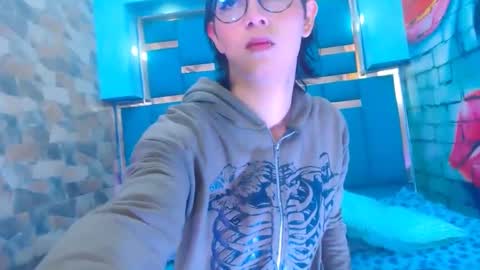 Snapshot of perfectlump chatting on December 2024 01:08:02 PM perfectlump online show from December 2024 01:08:02 PM