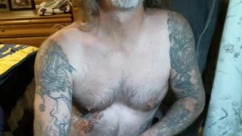 Snapshot of perkymalenipples chatting on December 2024 03:26:01 AM perkymalenipples online show from December 2024 03:26:01 AM