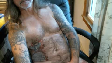 Snapshot of perkymalenipples chatting on December 2024 09:44:02 PM perkymalenipples online show from December 2024 09:44:02 PM