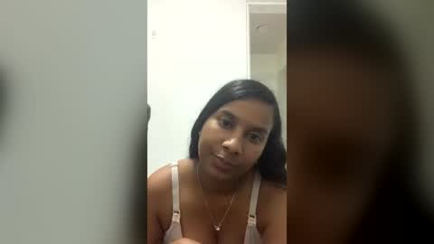 perlas208531 online show from July 2026 02:42:01 AM