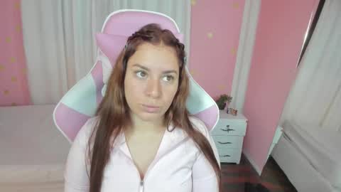 Marie online show from November 2025 09:18:02 AM