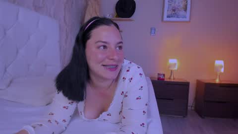 Marie online show from April 2026 11:29:02 AM