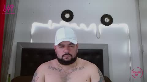 Snapshot of perverseveteranmanxxx chatting on September 2025 06:55:01 PM Carlos online show from September 2025 06:55:01 PM