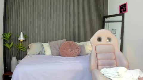 Lizza online show from March 2026 12:41:01 PM