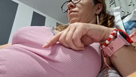 Lisa -  online show from March 2025 06:45:02 PM