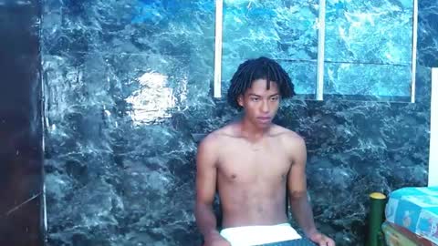 perzy_wt online show from April 2026 07:49:01 PM