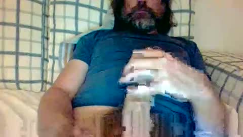 Snapshot of pesketig42 chatting on June 2026 11:18:01 PM pesketig42 online show from June 2026 11:18:01 PM