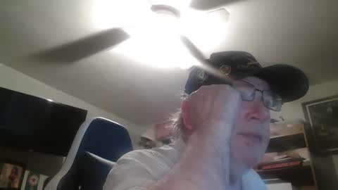 Snapshot of peterinohio57 chatting on May 2026 10:34:02 AM peterinohio57 online show from May 2026 10:34:02 AM