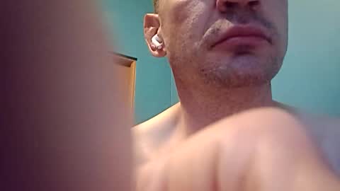 peteypablo198611265852 online show from May 2026 07:03:01 AM