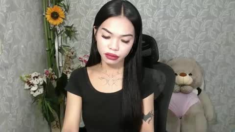 Snapshot of petite_angelx chatting on March 2025 10:15:02 AM angel online show from March 2025 10:15:02 AM