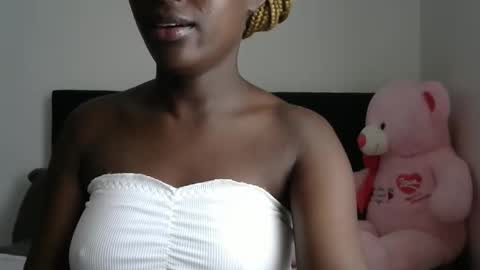 Ashley online show from November 2025 07:51:02 AM