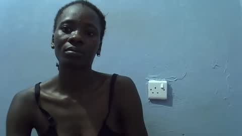 petite_bella21 online show from April 2026 11:27:01 PM