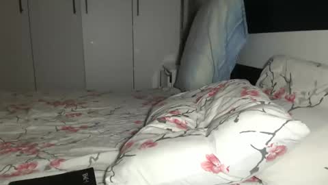 Snapshot of petite_danielle chatting on June 2026 11:54:01 PM petite_danielle online show from June 2026 11:54:01 PM