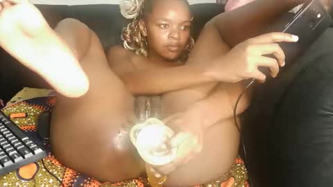 mimi online show from March 2026 07:28:02 PM