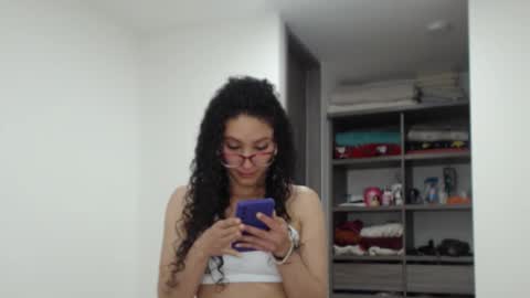 loli online show from November 2025 05:00:02 AM