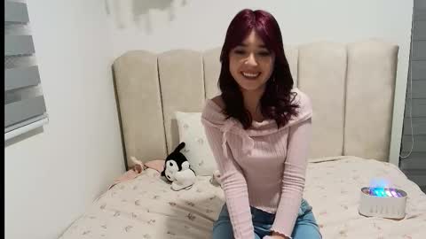 petite_marie_ online show from October 2025 04:13:01 AM