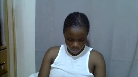 petite_melan online show from September 2025 11:45:01 AM