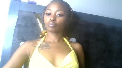 petite_queen69 online show from May 2026 08:21:02 PM