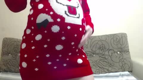 cosmina online show from December 2024 12:01:02 PM