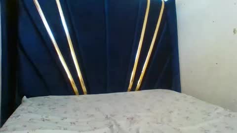 petite_shan online show from February 2026 10:03:02 AM