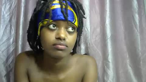 petite_star2 online show from January 2026 09:34:02 AM