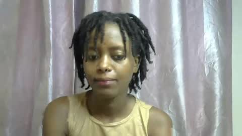 Snapshot of petite_star2 chatting on January 2026 09:18:02 PM petite_star2 online show from January 2026 09:18:02 PM