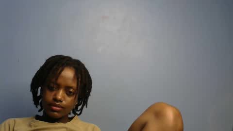 Snapshot of petite_star2 chatting on February 2026 06:40:02 AM petite_star2 online show from February 2026 06:40:02 AM