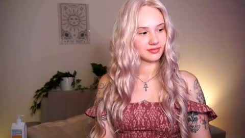 Nika online show from April 2026 07:07:02 PM