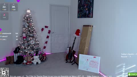 Snapshot of petitebrat chatting on December 2024 05:18:02 PM PiperAvery online show from December 2024 05:18:02 PM
