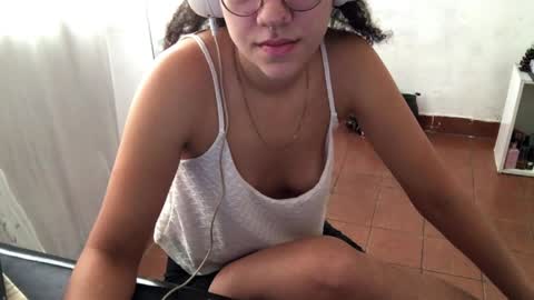 Mlian online show from April 2026 12:43:02 PM