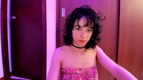 Lunna online show from March 2025 01:17:02 AM