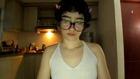 Lunna online show from February 2026 10:54:01 PM