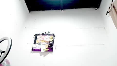 danna online show from September 2025 06:48:02 AM