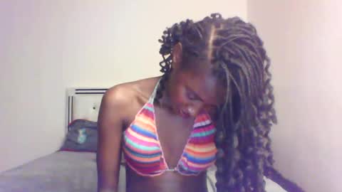 QueP online show from April 2026 09:15:01 PM