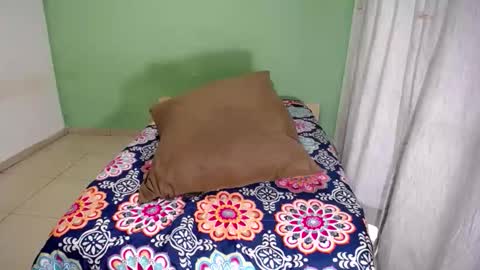 Snapshot of petitesammy chatting on March 2026 11:02:01 AM petitesammy online show from March 2026 11:02:01 AM
