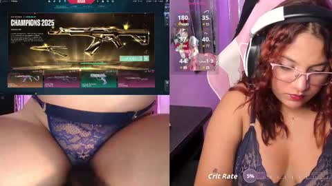 Snapshot of petitesofia_ chatting on September 2025 03:24:01 PM Sofia online show from September 2025 03:24:01 PM