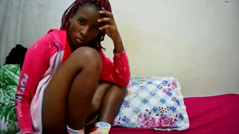 petitetasha online show from September 2025 03:05:01 AM